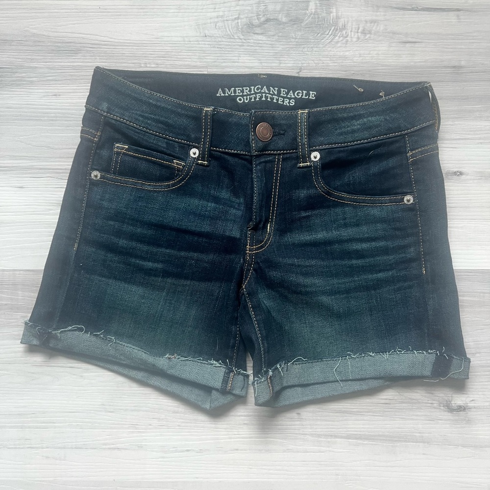 American Eagle Outfitters Dark Wash Super Stretch Jean Shorts 6‎